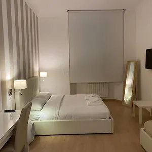 Sallustio - Only 3*, Siena Italia